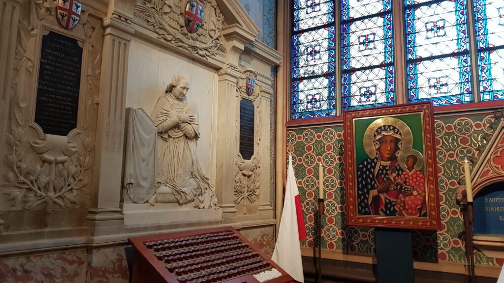 Notre-Dame de Paris — Chapelle Saint-Germain — photo 3