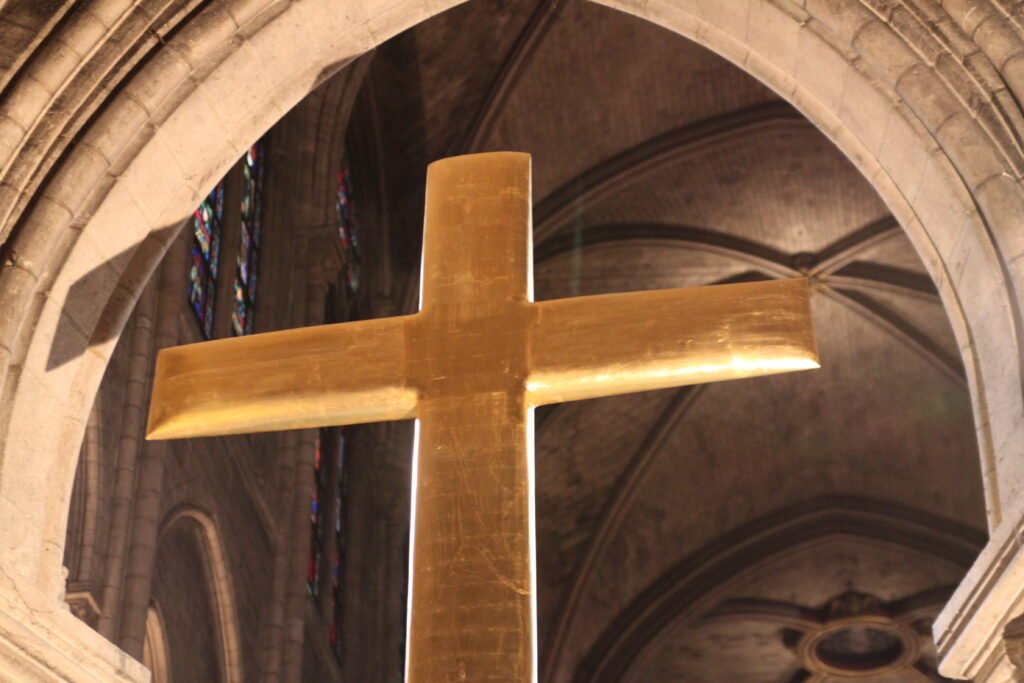 Notre-Dame de Paris — Croix de gloire — photo 5