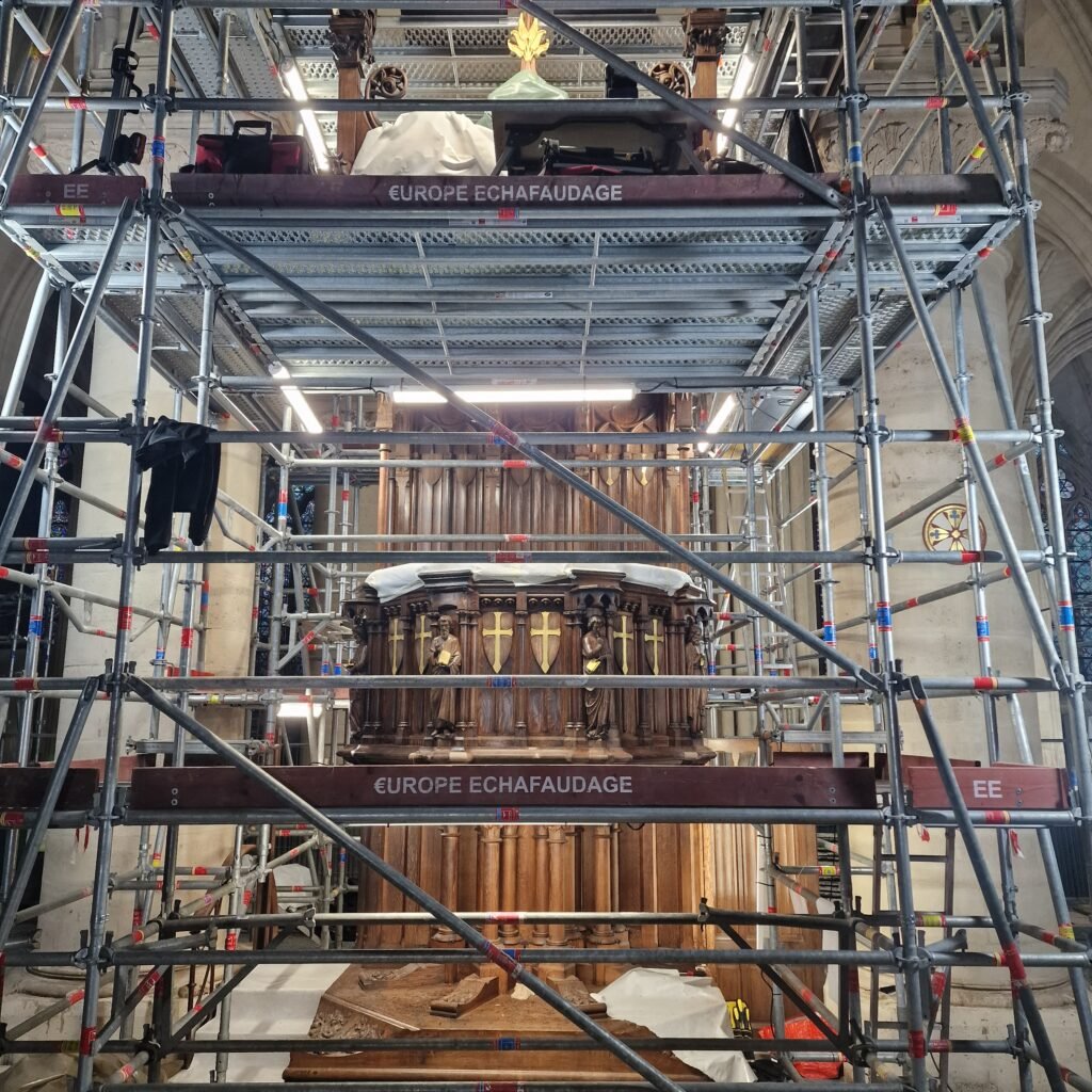 Cathédrale Notre-Dame de Paris — Chaire à prêcher — photo 3